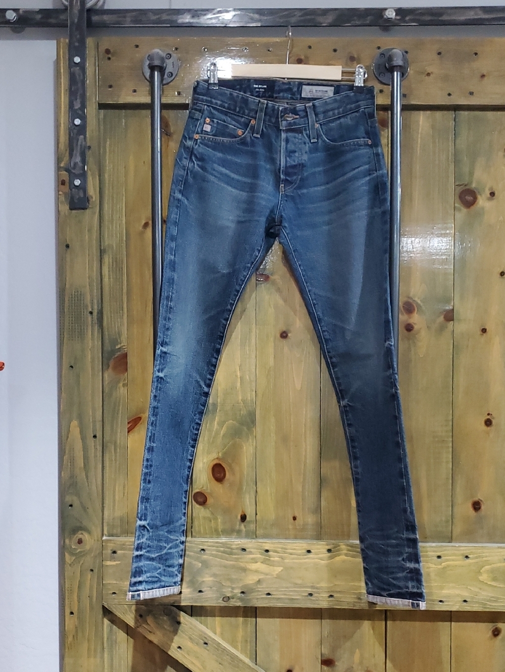 Ag Adriano Goldschmied Men’s The Dylan Slim Skinny  Jeans  Button Fly AG-ed Wash